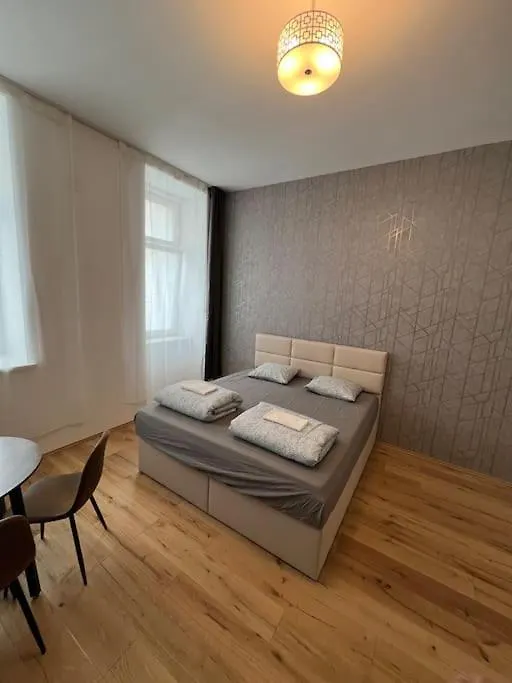 Roomsrd Apartment 2 location